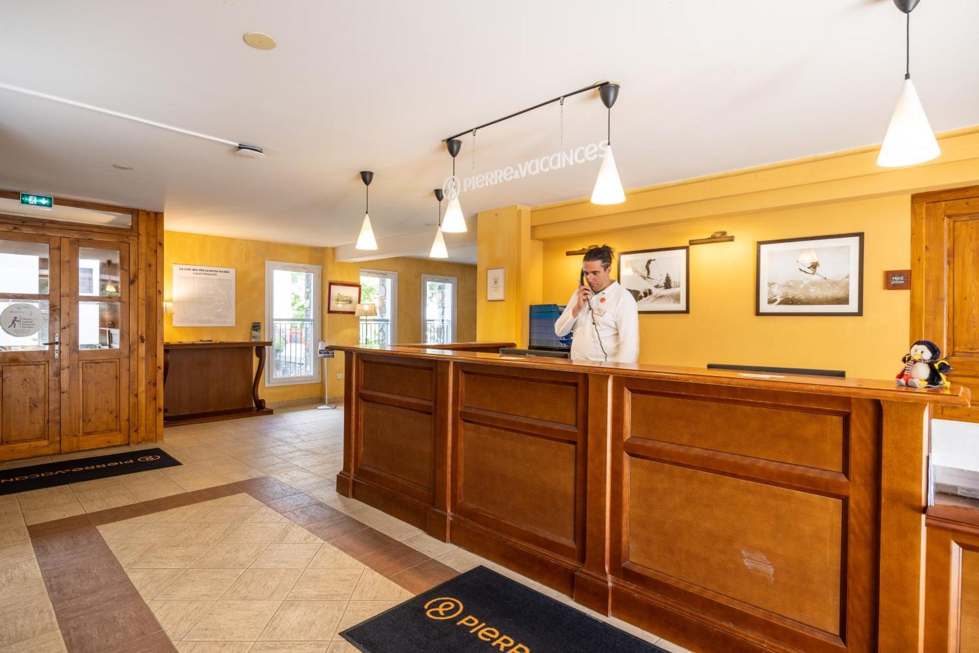 Residence Pierre & Vacances Les Trois Domaines Ax-les-Thermes Exterior foto